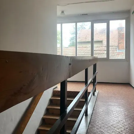Zamardi Part Ueduelo Hostel *