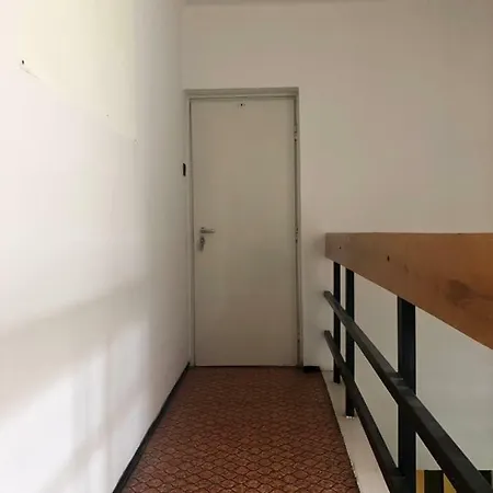 Hostel Zamardi Part Ueduelo Zamardi