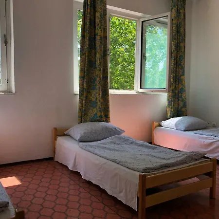 Hostel Zamardi Part Ueduelo Zamardi