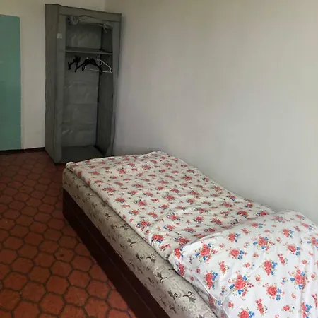 Zamardi Part Ueduelo Hostel *
